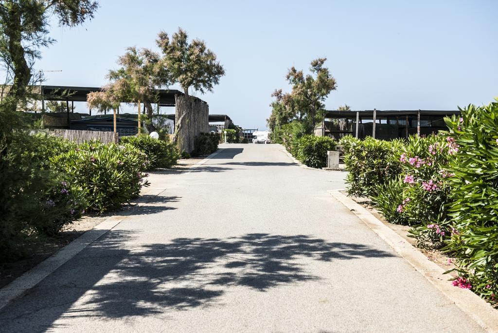 Hotel Rocca Dei Tramonti à Punta Braccetto Extérieur photo